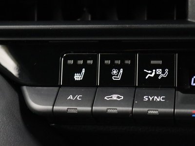 صورة 31 لـ 2025 Toyota CROWN ESTATE