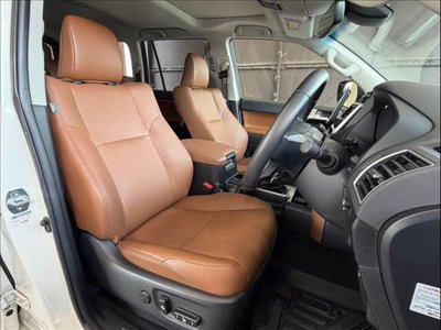 2022 Toyota LAND CRUISER PRADO 照片 10