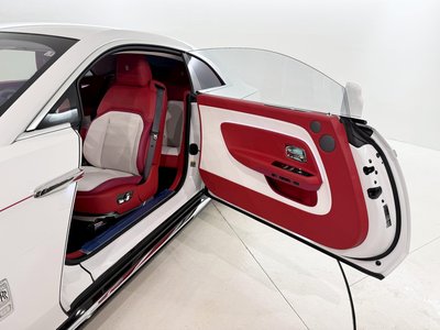 صورة 27 لـ 2025 ROLLS-ROYCE SPECTRE