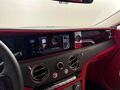 صورة 16 لـ 2025 ROLLS-ROYCE SPECTRE