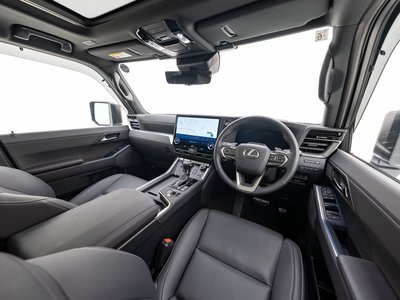 2026 Lexus GX — миниатюра 19