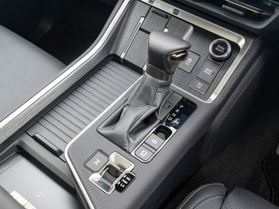 2026 Lexus GX — миниатюра 26