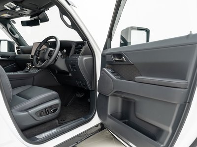 2026 Lexus GX — миниатюра 17