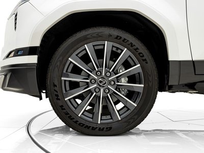 2026 Lexus GX — миниатюра 12