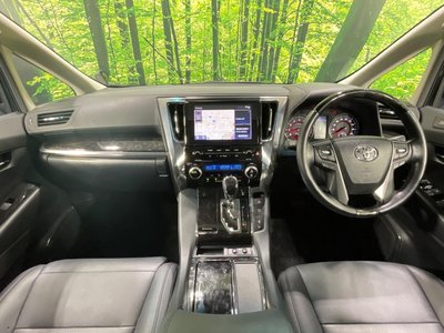 2023 Toyota ALPHARD — фото 2