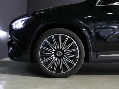 2025 Mercedes-BENZ GLA thumbnail 40