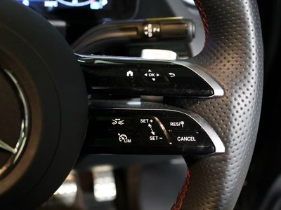 2025 Mercedes-BENZ GLA thumbnail 18