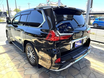 2015 Lexus LX — фото 11
