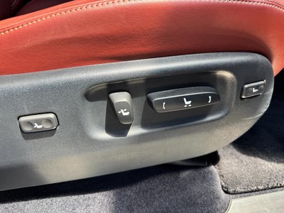 2015 Lexus LX — фото 25