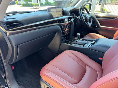 2015 Lexus LX — фото 39