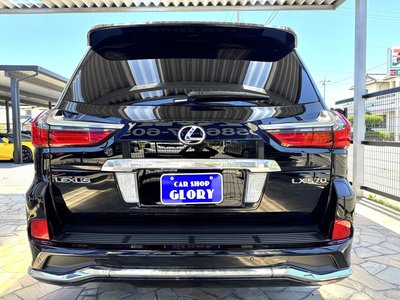 2015 Lexus LX — фото 9