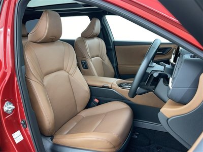 2025 Toyota CROWN ESTATE thumbnail 28
