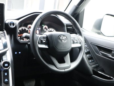 2024 Toyota LAND CRUISER 300 thumbnail 67