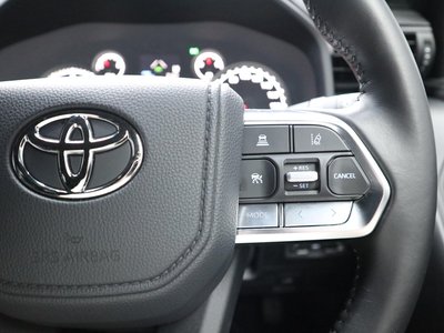 2024 Toyota LAND CRUISER 300 thumbnail 36