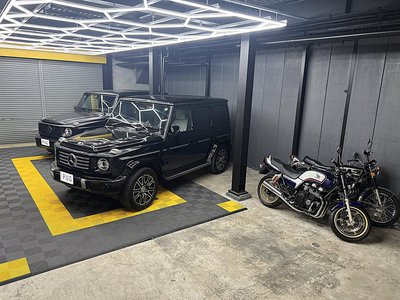 2024 Toyota LAND CRUISER 300 photo 4