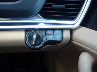 2022 Porsche PANAMERA photo 14