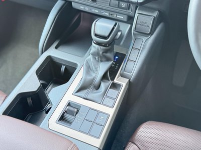 صورة مصغرة 63 لـ 2024 Toyota LAND CRUISER 250