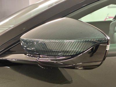 2024 Aston Martin VANTAGE thumbnail 32