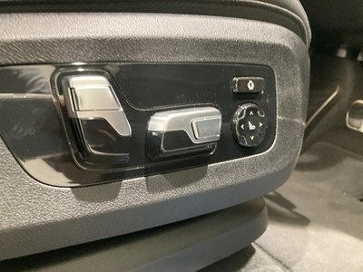 2021 BMW X6 photo 6