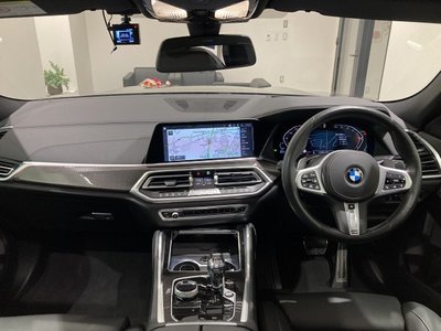2021 BMW X6 photo 11