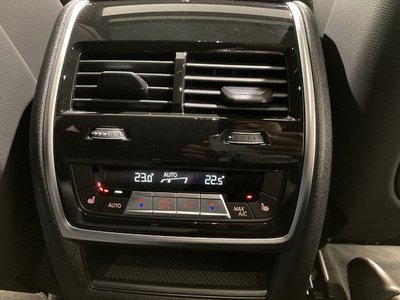 2021 BMW X6 photo 10