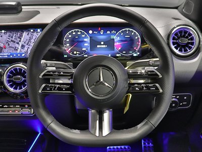 2026 Mercedes-BENZ GLB — миниатюра 28