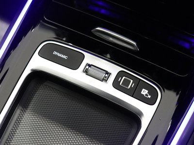2026 Mercedes-BENZ GLB — миниатюра 37