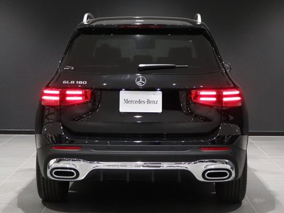 2026 Mercedes-BENZ GLB — миниатюра 13