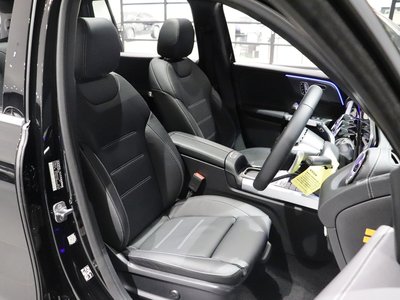 2026 Mercedes-BENZ GLB — миниатюра 18