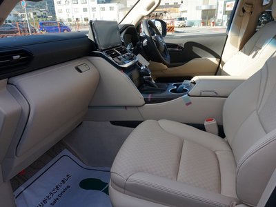 2022 Toyota LAND CRUISER 300 — фото 20