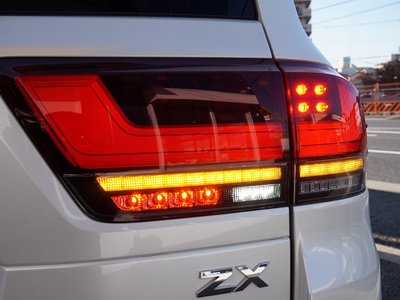 2022 Toyota LAND CRUISER 300 — фото 39