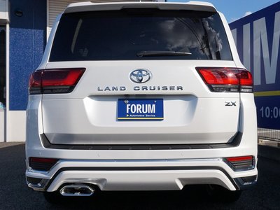 2022 Toyota LAND CRUISER 300 — фото 10