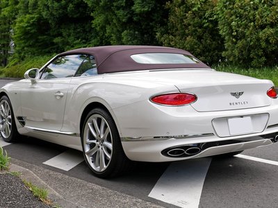 صورة 3 لـ 2023 Bentley CONTINENTAL