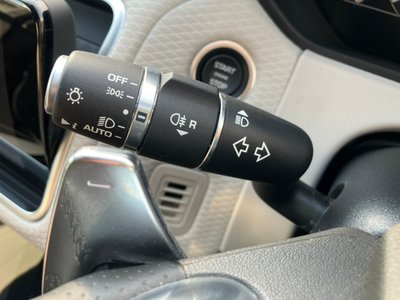 2019 LAND Rover RANGE ROVER VELAR thumbnail 33