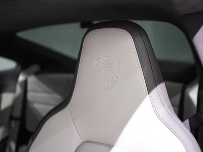 2025 Porsche 911 — миниатюра 28