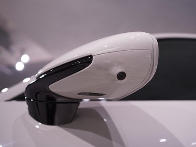 2025 Porsche 911 — миниатюра 17