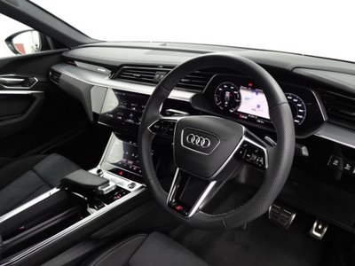 2025 AUDI Q8 SPORTBACK E-TRON photo 15