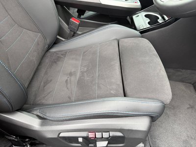 2026 BMW IX1 photo 9