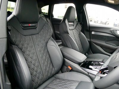 صورة 10 لـ 2025 AUDI A5 AVANT