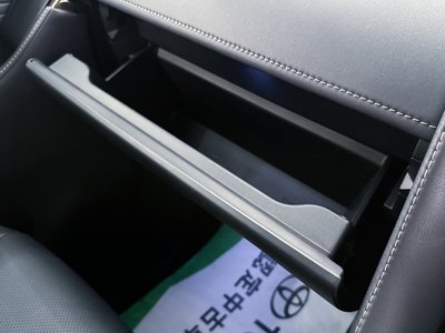 صورة 33 لـ 2025 Toyota ALPHARD
