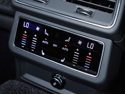 صورة مصغرة 41 لـ 2024 AUDI RS6 AVANT
