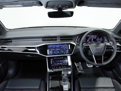 صورة مصغرة 44 لـ 2024 AUDI RS6 AVANT