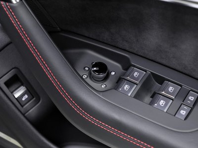 صورة مصغرة 48 لـ 2024 AUDI RS6 AVANT