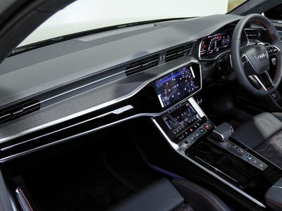 صورة مصغرة 43 لـ 2024 AUDI RS6 AVANT