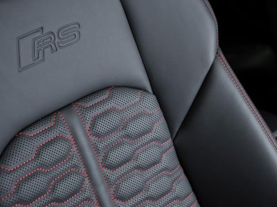 صورة مصغرة 38 لـ 2024 AUDI RS6 AVANT