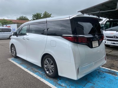 صورة 11 لـ 2024 Toyota ALPHARD