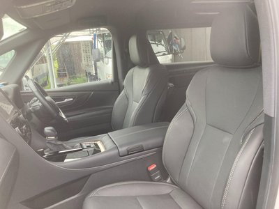 صورة 36 لـ 2024 Toyota ALPHARD