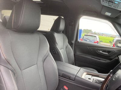 صورة 29 لـ 2024 Toyota ALPHARD