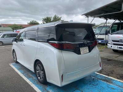 صورة 57 لـ 2024 Toyota ALPHARD