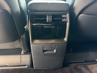 صورة 45 لـ 2025 Toyota VELLFIRE